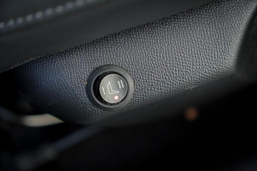 DS DS 3 Crossback 1.2 PureTech Grand Chic / Opera / Aut / Adaptive Cruise / Carplay / Leder