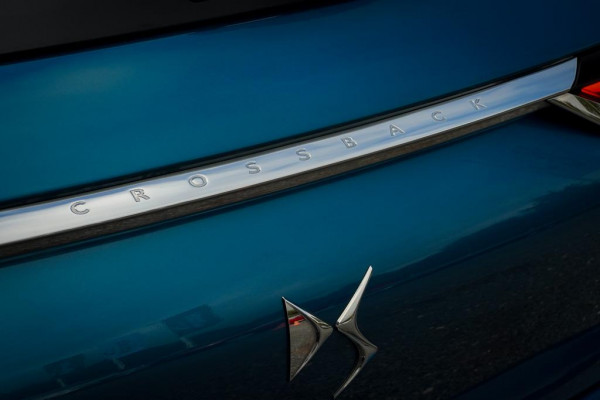 DS DS 3 Crossback 1.2 PureTech Grand Chic / Opera / Aut / Adaptive Cruise / Carplay / Leder