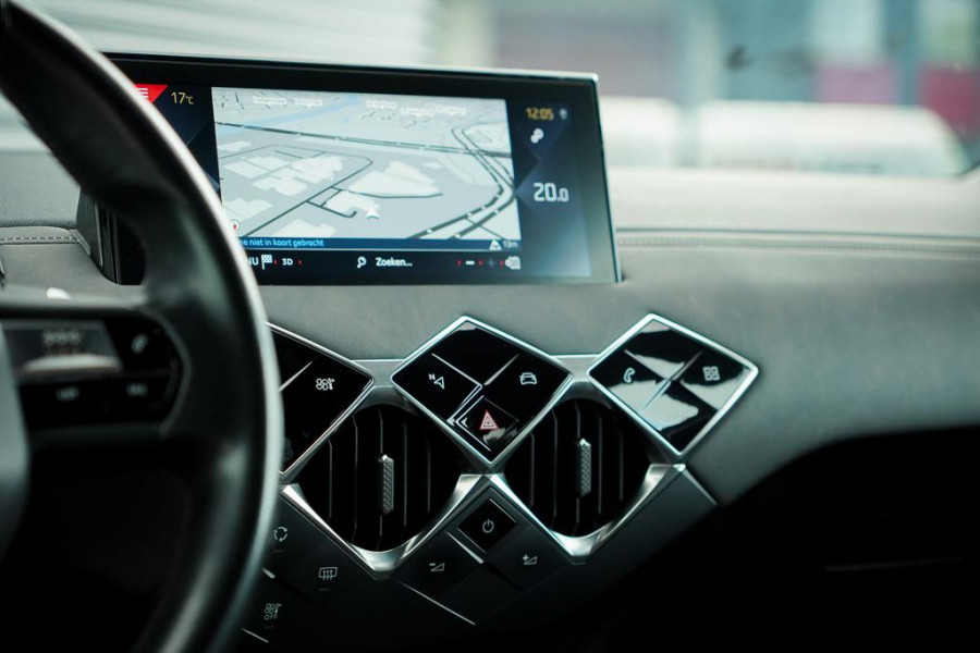 DS DS 3 Crossback 1.2 PureTech Grand Chic / Opera / Aut / Adaptive Cruise / Carplay / Leder