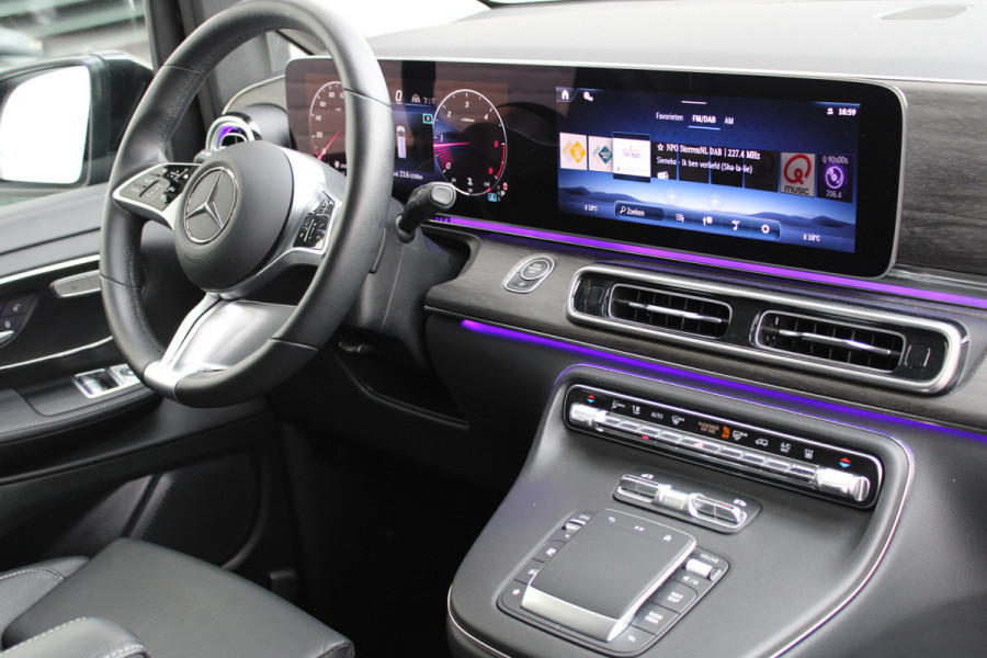 Mercedes-Benz V-Klasse 300d / XXL / 8-Persoons / Incl. BTW-BPM / Edition / 2x Elec Schuifdeur / 360 Camera / Vol Opties / NIEUWSTAAT Mercedes-Benz V-Klasse 300d / XXL / 8-Persoons / Incl. BTW-BPM / Edition / 2x Elec Schuifdeur / 360 Camera / Vol Opties / NIEUWSTAAT