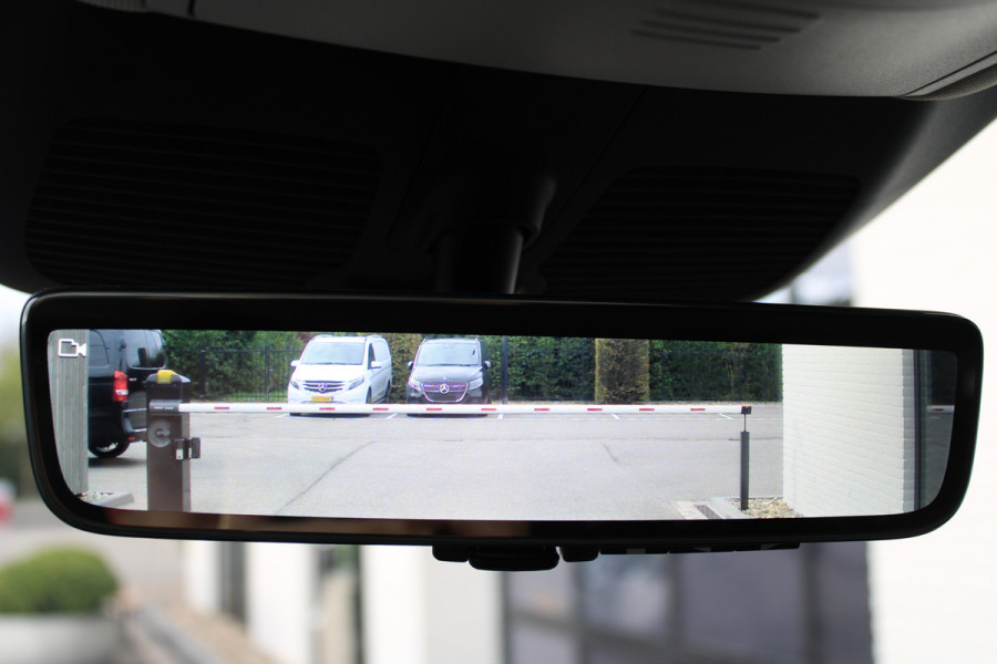 Mercedes-Benz V-Klasse 300d / XXL / 8-Persoons / Incl. BTW-BPM / Edition / 2x Elec Schuifdeur / 360 Camera / Vol Opties / NIEUWSTAAT Mercedes-Benz V-Klasse 300d / XXL / 8-Persoons / Incl. BTW-BPM / Edition / 2x Elec Schuifdeur / 360 Camera / Vol Opties / NIEUWSTAAT