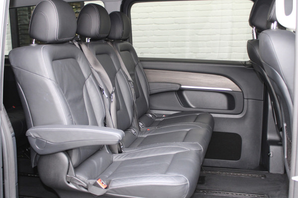 Mercedes-Benz V-Klasse 300d / XXL / 8-Persoons / Incl. BTW-BPM / Edition / 2x Elec Schuifdeur / 360 Camera / Vol Opties / NIEUWSTAAT Mercedes-Benz V-Klasse 300d / XXL / 8-Persoons / Incl. BTW-BPM / Edition / 2x Elec Schuifdeur / 360 Camera / Vol Opties / NIEUWSTAAT