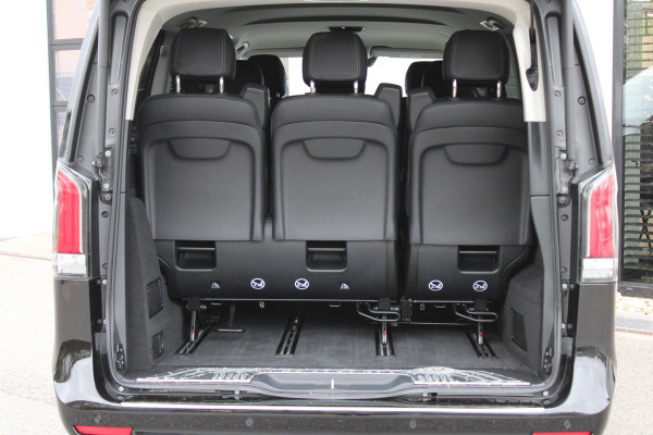 Mercedes-Benz V-Klasse 300d / XXL / 8-Persoons / Incl. BTW-BPM / Edition / 2x Elec Schuifdeur / 360 Camera / Vol Opties / NIEUWSTAAT Mercedes-Benz V-Klasse 300d / XXL / 8-Persoons / Incl. BTW-BPM / Edition / 2x Elec Schuifdeur / 360 Camera / Vol Opties / NIEUWSTAAT