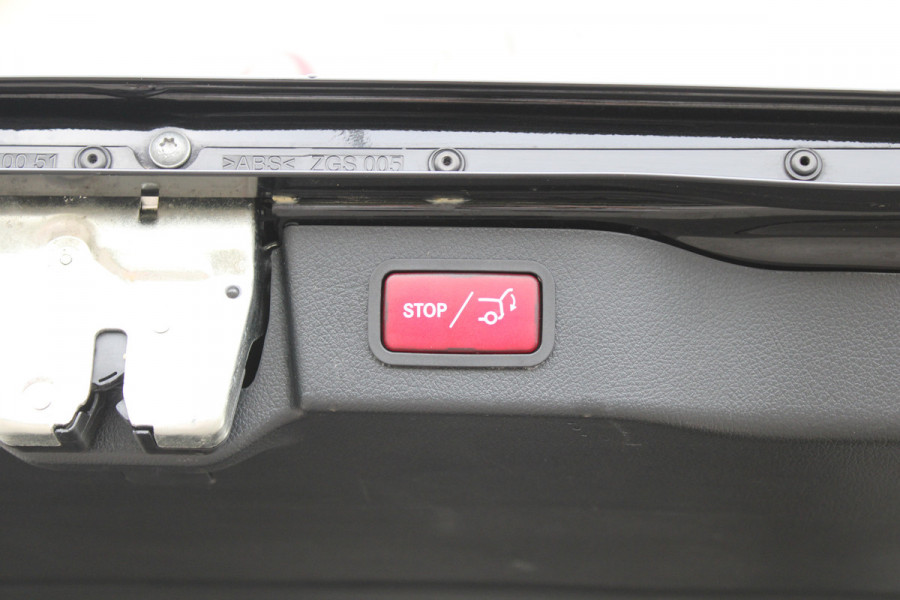 Mercedes-Benz V-Klasse 300d / XXL / 8-Persoons / Incl. BTW-BPM / Edition / 2x Elec Schuifdeur / 360 Camera / Vol Opties / NIEUWSTAAT Mercedes-Benz V-Klasse 300d / XXL / 8-Persoons / Incl. BTW-BPM / Edition / 2x Elec Schuifdeur / 360 Camera / Vol Opties / NIEUWSTAAT