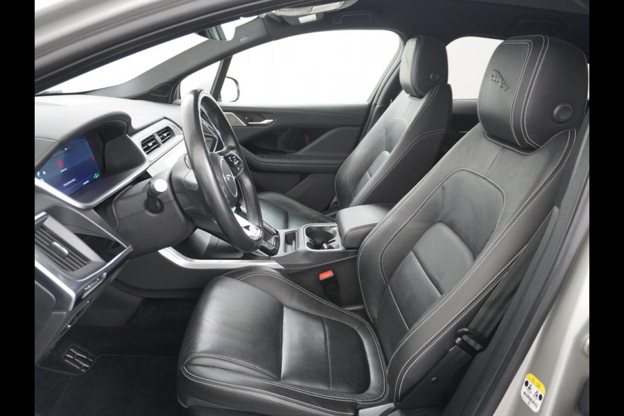 Jaguar I-PACE EV320 HSE 90 kWh VAN: €32.900,- VOOR: €28.877,- UW EINDEJAARSVOORDEEL: €4.023 | SOH 100% 3 FASE LADEN! | 360 CAMERA | ELEK. STOEL | STOEL/ STUUR VERWARMING | RIJKLAARPRIJS incl. 12 mnd BOVAG