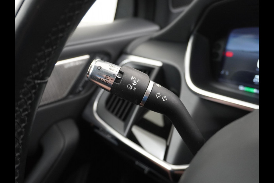 Jaguar I-PACE EV320 HSE 90 kWh VAN: €32.900,- VOOR: €28.877,- UW EINDEJAARSVOORDEEL: €4.023 | SOH 100% 3 FASE LADEN! | 360 CAMERA | ELEK. STOEL | STOEL/ STUUR VERWARMING | RIJKLAARPRIJS incl. 12 mnd BOVAG