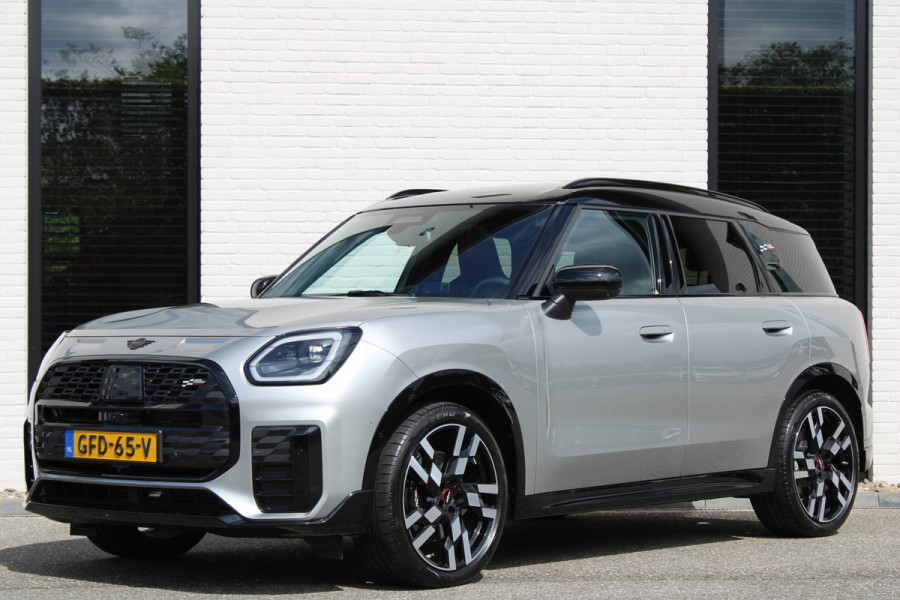 MINI Countryman 1.5 C John Cooper Works XL / NL-auto / Panorama / 9.000km / Vol Opties / NIEUWSTAAT