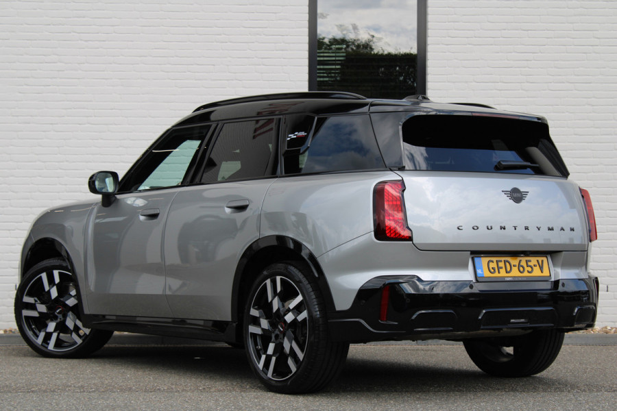 MINI Countryman 1.5 C John Cooper Works XL / NL-auto / Panorama / 9.000km / Vol Opties / NIEUWSTAAT