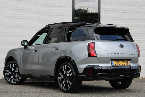 MINI Countryman 1.5 C John Cooper Works XL / NL-auto / Panorama / 9.000km / Vol Opties / NIEUWSTAAT