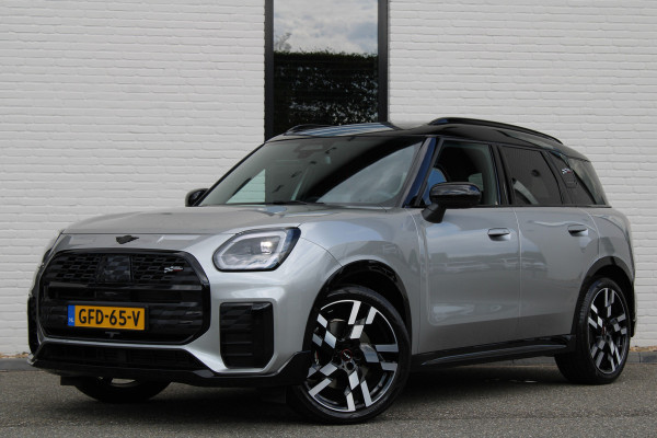 MINI Countryman 1.5 C John Cooper Works XL / NL-auto / Panorama / 9.000km / Vol Opties / NIEUWSTAAT