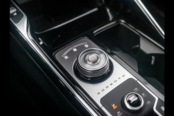 Kia Sorento 1.6 T-GDi Plug-in Hybrid 4WD ExecutiveLine 7p. | Uit voorraad leverbaar | Full Option | Steel Grey