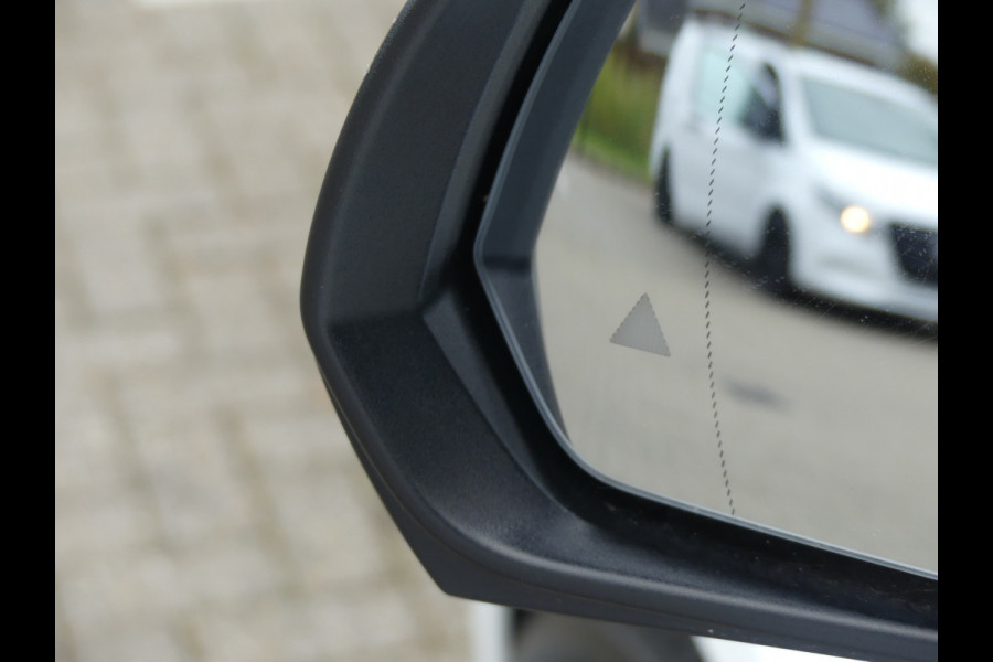 Mercedes-Benz Vito 116 CDI Extra lang Camera/Airco/Navigatie/Cruise control Mercedes-Benz Vito 116 CDI Extra lang Camera/Airco/Navigatie/Cruise control