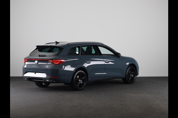 Seat Leon Sportstourer FR Business PHEV 1.5 TSI 204 pk 6 versn. DSG | Black Pack | Trekhaak |  Safe & Driving Pack | | 18 inch