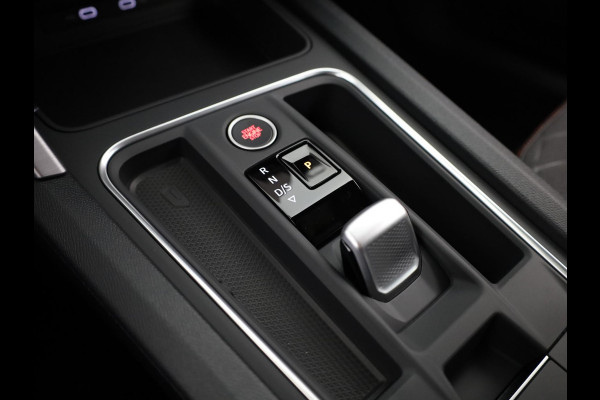 Seat Leon Sportstourer FR Business PHEV 1.5 TSI 204 pk 6 versn. DSG | Black Pack | Trekhaak |  Safe & Driving Pack | | 18 inch