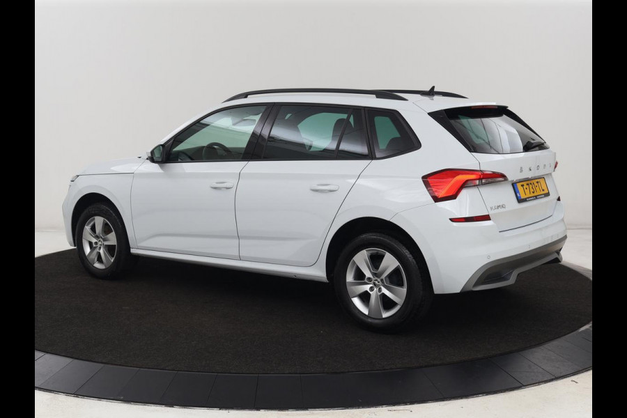 Škoda Kamiq 1.0 TSI Sport | Carplay | Climate control | Parkeerhulp | Cruise control | Full LED | DAB | Sportstoelen | Bluetooth | Sportstuur Škoda Kamiq 1.0 TSI Sport | Carplay | Climate control | Parkeerhulp | Cruise control | Full LED | DAB | Sportstoelen | Bluetooth | Sportstuur