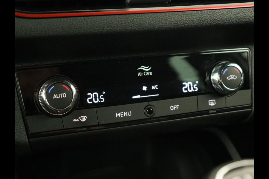 Škoda Kamiq 1.0 TSI Sport | Carplay | Climate control | Parkeerhulp | Cruise control | Full LED | DAB | Sportstoelen | Bluetooth | Sportstuur Škoda Kamiq 1.0 TSI Sport | Carplay | Climate control | Parkeerhulp | Cruise control | Full LED | DAB | Sportstoelen | Bluetooth | Sportstuur