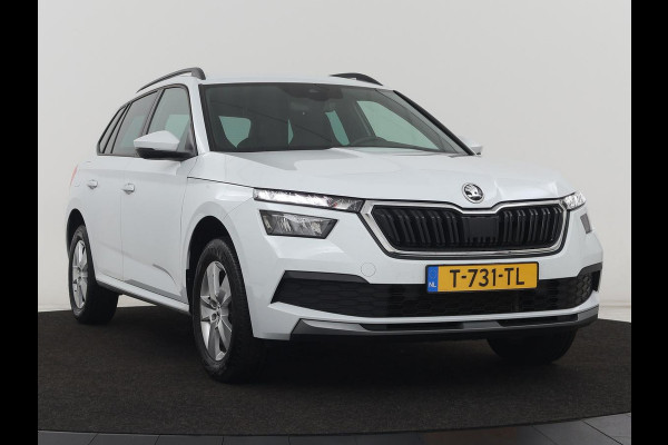 Škoda Kamiq 1.0 TSI Sport | Carplay | Climate control | Parkeerhulp | Cruise control | Full LED | DAB | Sportstoelen | Bluetooth | Sportstuur Škoda Kamiq 1.0 TSI Sport | Carplay | Climate control | Parkeerhulp | Cruise control | Full LED | DAB | Sportstoelen | Bluetooth | Sportstuur