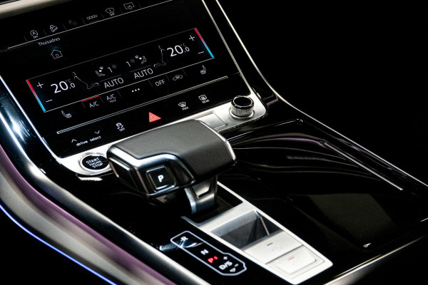 Audi Q8 50 TDI quattro Pro Line S *Bang & Olufsen / Panoramadak / Soft-Close / Keyless / HUD / Surround View* Audi Q8 50 TDI quattro Pro Line S *Bang & Olufsen / Panoramadak / Soft-Close / Keyless / HUD / Surround View*