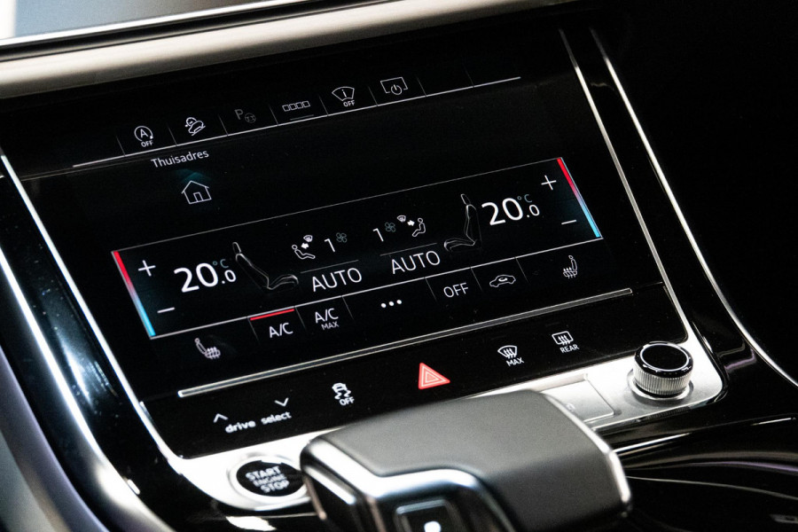 Audi Q8 50 TDI quattro Pro Line S *Bang & Olufsen / Panoramadak / Soft-Close / Keyless / HUD / Surround View* Audi Q8 50 TDI quattro Pro Line S *Bang & Olufsen / Panoramadak / Soft-Close / Keyless / HUD / Surround View*