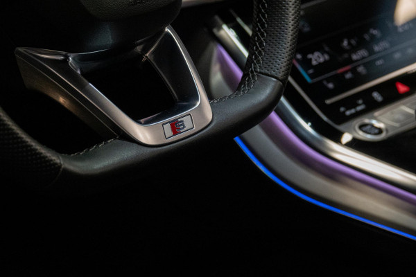 Audi Q8 50 TDI quattro Pro Line S *Bang & Olufsen / Panoramadak / Soft-Close / Keyless / HUD / Surround View* Audi Q8 50 TDI quattro Pro Line S *Bang & Olufsen / Panoramadak / Soft-Close / Keyless / HUD / Surround View*