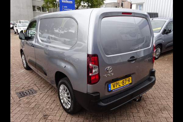 Toyota PROACE CITY 1.5 D-4D Navigator Long 130 PK NAVI CRUISE PDC Toyota PROACE CITY 1.5 D-4D Navigator Long 130 PK NAVI CRUISE PDC