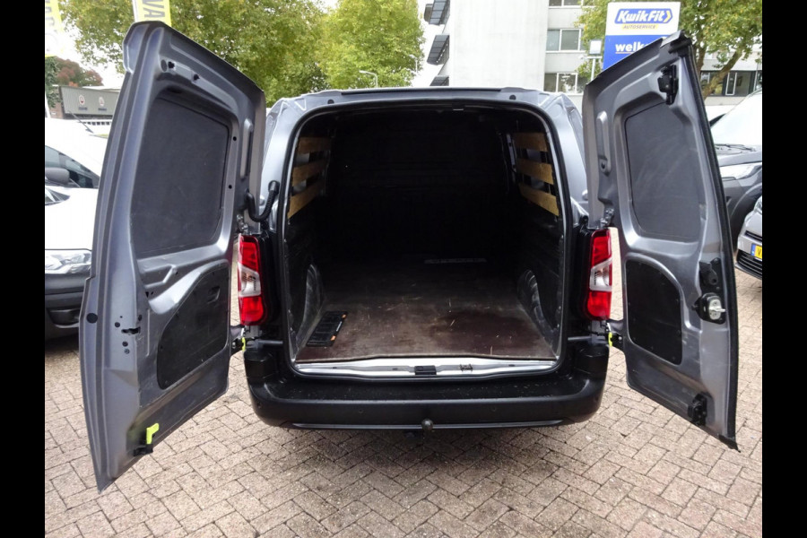 Toyota PROACE CITY 1.5 D-4D Navigator Long 130 PK NAVI CRUISE PDC Toyota PROACE CITY 1.5 D-4D Navigator Long 130 PK NAVI CRUISE PDC