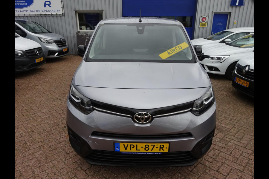 Toyota PROACE CITY 1.5 D-4D Navigator Long 130 PK NAVI CRUISE PDC Toyota PROACE CITY 1.5 D-4D Navigator Long 130 PK NAVI CRUISE PDC