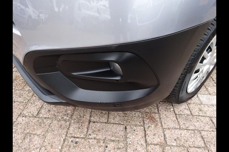 Toyota PROACE CITY 1.5 D-4D Navigator Long 130 PK NAVI CRUISE PDC Toyota PROACE CITY 1.5 D-4D Navigator Long 130 PK NAVI CRUISE PDC