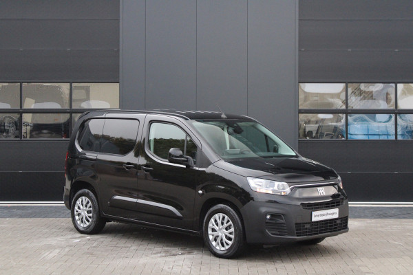 Fiat E-Doblò 136 L1 50 kWh 136pk - Carplay - Auto Klimaat - Navi - Lane Assist - PDC - Rijklaar Fiat E-Doblò 136 L1 50 kWh 136pk - Carplay - Auto Klimaat - Navi - Lane Assist - PDC - Rijklaar