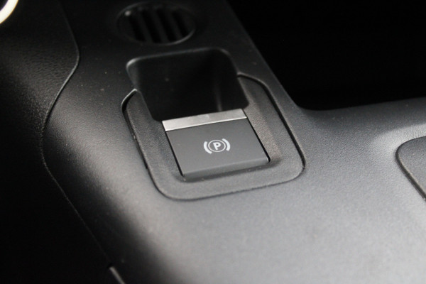 Fiat E-Doblò 136 L1 50 kWh 136pk - Carplay - Auto Klimaat - Navi - Lane Assist - PDC - Rijklaar Fiat E-Doblò 136 L1 50 kWh 136pk - Carplay - Auto Klimaat - Navi - Lane Assist - PDC - Rijklaar