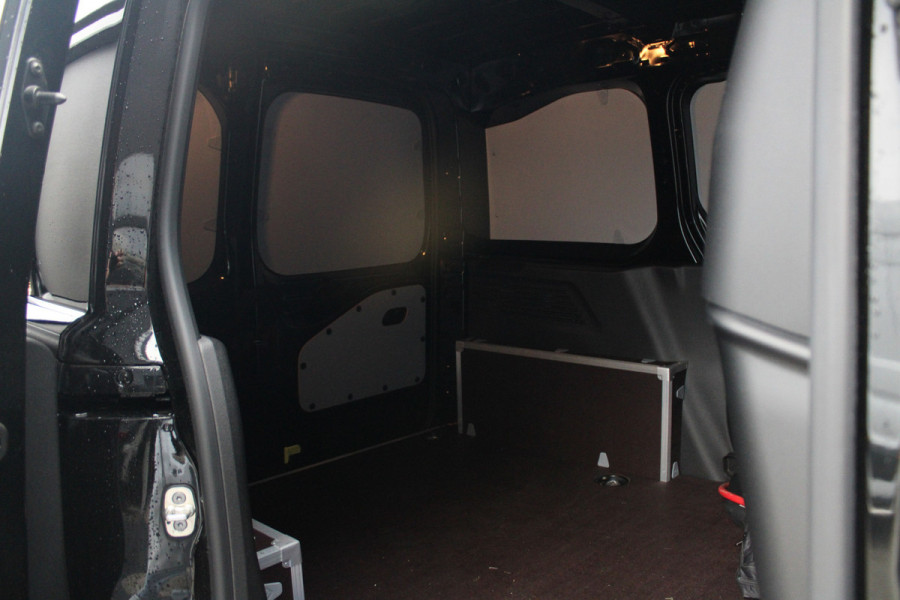 Fiat E-Doblò 136 L1 50 kWh 136pk - Carplay - Auto Klimaat - Navi - Lane Assist - PDC - Rijklaar Fiat E-Doblò 136 L1 50 kWh 136pk - Carplay - Auto Klimaat - Navi - Lane Assist - PDC - Rijklaar