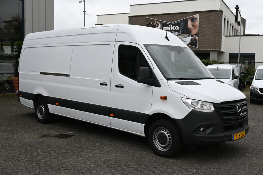 Mercedes-Benz Sprinter 315 CDI L3H2 RWD MBUX navigatie met 360 graden camera, Geveerde stoel Mercedes-Benz Sprinter 315 CDI L3H2 RWD MBUX navigatie met 360 graden camera, Geveerde stoel