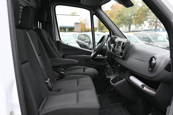Mercedes-Benz Sprinter 315 CDI L3H2 RWD MBUX navigatie met 360 graden camera, Geveerde stoel Mercedes-Benz Sprinter 315 CDI L3H2 RWD MBUX navigatie met 360 graden camera, Geveerde stoel