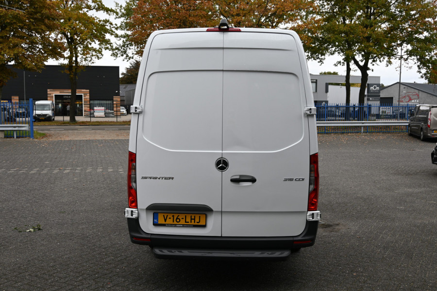 Mercedes-Benz Sprinter 315 CDI L3H2 RWD MBUX navigatie met 360 graden camera, Geveerde stoel Mercedes-Benz Sprinter 315 CDI L3H2 RWD MBUX navigatie met 360 graden camera, Geveerde stoel