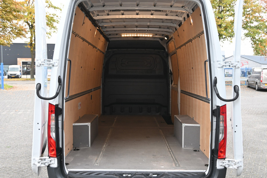 Mercedes-Benz Sprinter 315 CDI L3H2 RWD MBUX navigatie met 360 graden camera, Geveerde stoel Mercedes-Benz Sprinter 315 CDI L3H2 RWD MBUX navigatie met 360 graden camera, Geveerde stoel