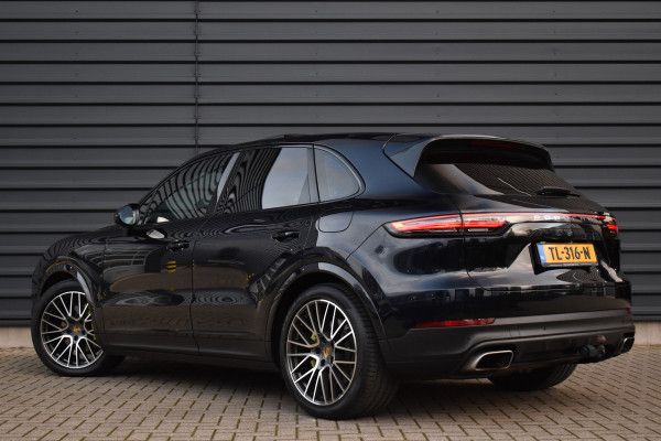 Porsche Cayenne 3.0 E-Hybrid 462pk | Pano | Trekhaak | 360 Camera | Sport Chrono | Bose | Stuurverwarming | Luchtvering | Orig. NL | Porsche Cayenne 3.0 E-Hybrid 462pk | Pano | Trekhaak | 360 Camera | Sport Chrono | Bose | Stuurverwarming | Luchtvering | Orig. NL |