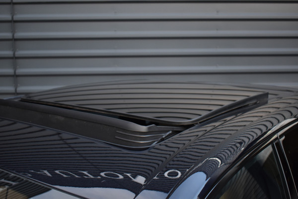 Porsche Cayenne 3.0 E-Hybrid 462pk | Pano | Trekhaak | 360 Camera | Sport Chrono | Bose | Stuurverwarming | Luchtvering | Orig. NL | Porsche Cayenne 3.0 E-Hybrid 462pk | Pano | Trekhaak | 360 Camera | Sport Chrono | Bose | Stuurverwarming | Luchtvering | Orig. NL |