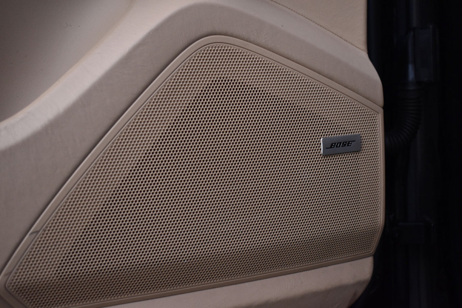 Porsche Cayenne 3.0 E-Hybrid 462pk | Pano | Trekhaak | 360 Camera | Sport Chrono | Bose | Stuurverwarming | Luchtvering | Orig. NL | Porsche Cayenne 3.0 E-Hybrid 462pk | Pano | Trekhaak | 360 Camera | Sport Chrono | Bose | Stuurverwarming | Luchtvering | Orig. NL |