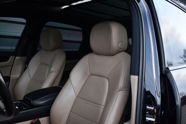 Porsche Cayenne 3.0 E-Hybrid 462pk | Pano | Trekhaak | 360 Camera | Sport Chrono | Bose | Stuurverwarming | Luchtvering | Orig. NL | Porsche Cayenne 3.0 E-Hybrid 462pk | Pano | Trekhaak | 360 Camera | Sport Chrono | Bose | Stuurverwarming | Luchtvering | Orig. NL |