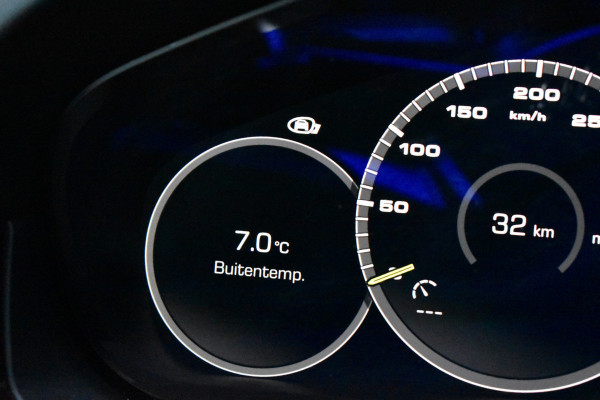 Porsche Cayenne 3.0 E-Hybrid 462pk | Pano | Trekhaak | 360 Camera | Sport Chrono | Bose | Stuurverwarming | Luchtvering | Orig. NL | Porsche Cayenne 3.0 E-Hybrid 462pk | Pano | Trekhaak | 360 Camera | Sport Chrono | Bose | Stuurverwarming | Luchtvering | Orig. NL |