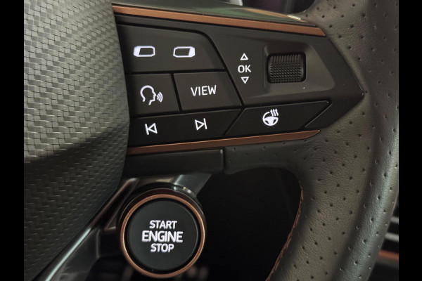 CUPRA Formentor 2.0 TSI 4DRIVE | Pano | Camera | Memory | Keyless | DAB | Stoel-/stuurverwarming CUPRA Formentor 2.0 TSI 4DRIVE | Pano | Camera | Memory | Keyless | DAB | Stoel-/stuurverwarming