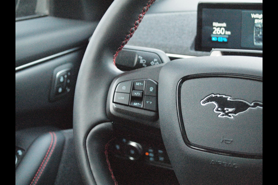 Ford Mustang Mach-E Extended AWD 98 kWh | Bang & Olufsen | 360 Camera | Apple Carplay | Cruise Control | Ford Mustang Mach-E Extended AWD 98 kWh | Bang & Olufsen | 360 Camera | Apple Carplay | Cruise Control |