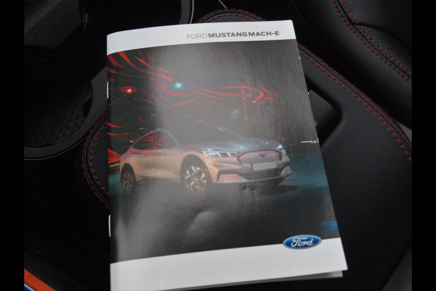 Ford Mustang Mach-E Extended AWD 98 kWh | Bang & Olufsen | 360 Camera | Apple Carplay | Cruise Control | Ford Mustang Mach-E Extended AWD 98 kWh | Bang & Olufsen | 360 Camera | Apple Carplay | Cruise Control |