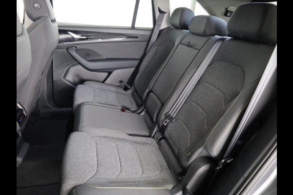 Škoda Kodiaq 1.5 TSI MHEV Business Edition 7p. 150 pk Automaat (DSG) | 7 persoons | Verlengde garantie | Navigatie | Trekhaak (wegklapbaar) | Parkeersensoren | Achteruitrijcamera | Matrix LED koplampen |