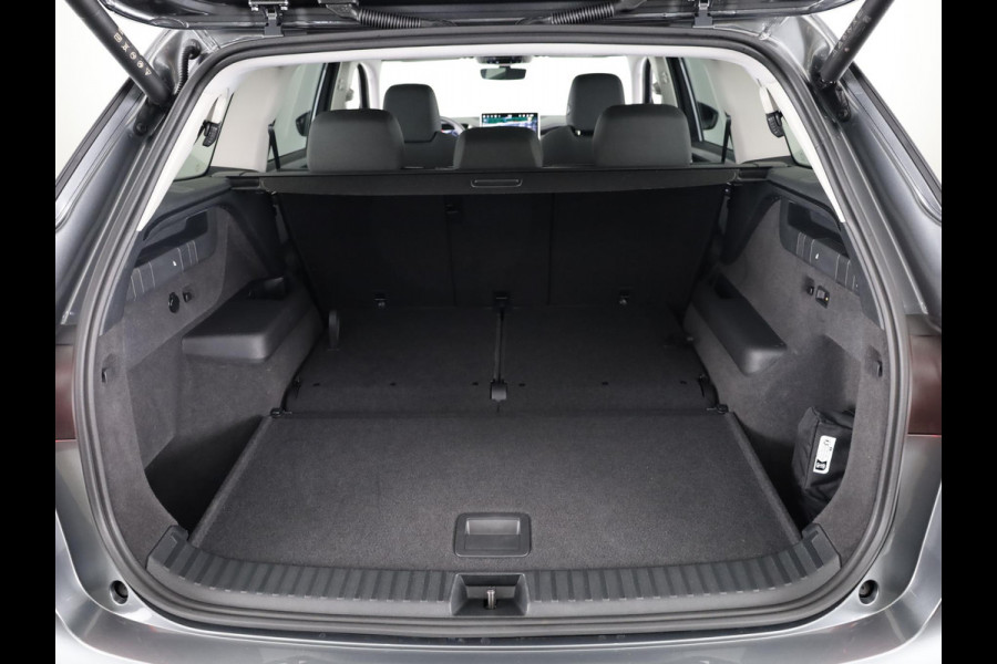 Škoda Kodiaq 1.5 TSI MHEV Business Edition 7p. 150 pk Automaat (DSG) | 7 persoons | Verlengde garantie | Navigatie | Trekhaak (wegklapbaar) | Parkeersensoren | Achteruitrijcamera | Matrix LED koplampen |