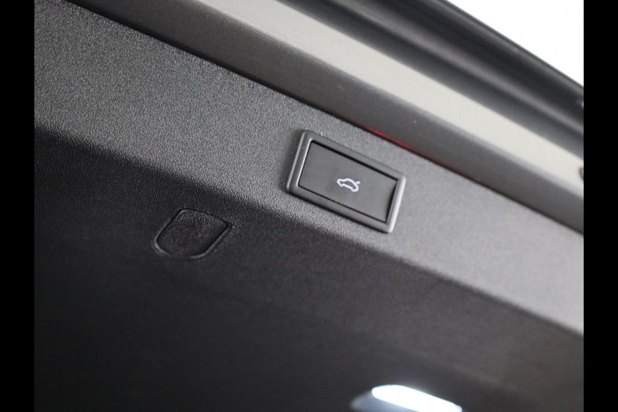 Škoda Kodiaq 1.5 TSI MHEV Business Edition 7p. 150 pk Automaat (DSG) | 7 persoons | Verlengde garantie | Navigatie | Trekhaak (wegklapbaar) | Parkeersensoren | Achteruitrijcamera | Matrix LED koplampen |