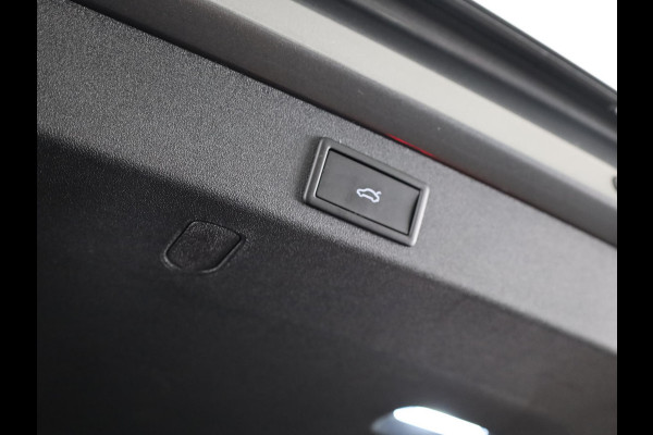 Škoda Kodiaq 1.5 TSI MHEV Business Edition 7p. 150 pk Automaat (DSG) | 7 persoons | Verlengde garantie | Navigatie | Trekhaak (wegklapbaar) | Parkeersensoren | Achteruitrijcamera | Matrix LED koplampen |