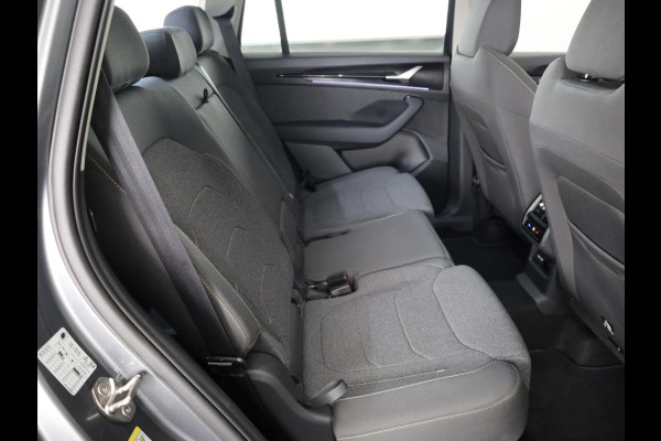 Škoda Kodiaq 1.5 TSI MHEV Business Edition 7p. 150 pk Automaat (DSG) | 7 persoons | Verlengde garantie | Navigatie | Trekhaak (wegklapbaar) | Parkeersensoren | Achteruitrijcamera | Matrix LED koplampen |