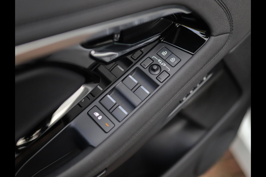 Land Rover Range Rover Evoque 1.5 P300e AWD R-Dynamic SE | Memory | Leder | Stoelverw. | ACC Land Rover Range Rover Evoque 1.5 P300e AWD R-Dynamic SE | Memory | Leder | Stoelverw. | ACC