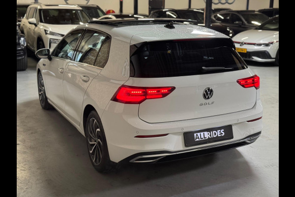 Volkswagen Golf 1.5 TSI Highline | Pano | Memory | IQ lights | Stoel-/Stuurverwarming | PDC Volkswagen Golf 1.5 TSI Highline | Pano | Memory | IQ lights | Stoel-/Stuurverwarming | PDC